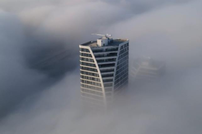 Bursa’da sis şehri yuttu