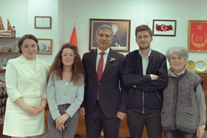 Hayvan Hakları İnisiyatifi Gemlik Belediye Başkanı Deviren’i ziyaret etti