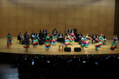 Bursa’da ‘Balkan ve Roman Gecesi’ coşkusu