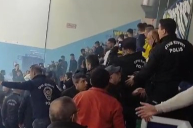 Karacabey Belediyespor - Fenerbahçe maçında olaylar çıktı