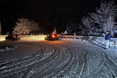 Oylat Kaplıcaları yolu kar nedeniyle kapandı