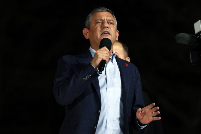 Erdoğan, Özgür Özel’e 500 bin liralık tazminat davası açtı