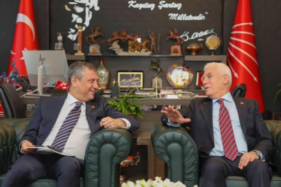 Bursa Büyükşehir Belediye Başkanı Bozbey'den CHP Genel Başkan Özel'e ziyaret