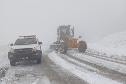 Büyükşehir'in karla mücadelesi sürüyor