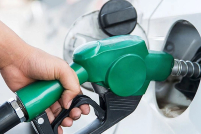 Akaryakıta zam yağmuru sürüyor: Motorine bir zam daha