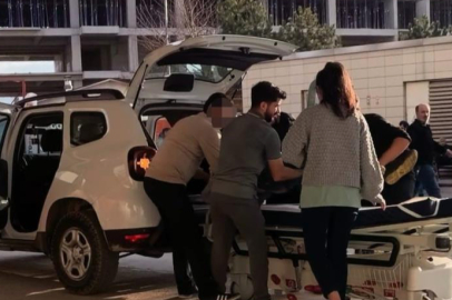 Bursa'da çatıdan düşen kişi araba bagajında acile getirildi