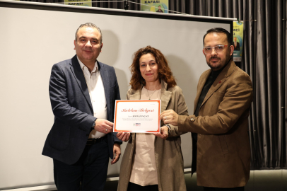 Dijital pazarlama programını bitirenler sertifikalarına kavuştu