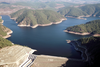 Çınarcık Barajı doldu, kontrollü su salınıyor