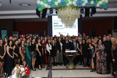 Nilüfer Halk Dansları Topluluğu'ndan 25’inci yıla özel kutlama