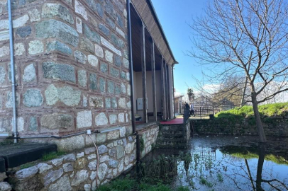 Uluabat Gölü'nün suları 625 yıllık camiyi tehdit ediyor