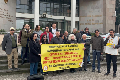 Bursa'da sürgün edilen öğretmen okulumu geri istiyorum eyleminin ikinci haftasında