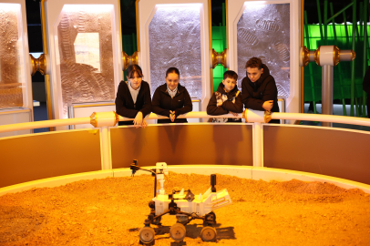 Çocuklar GUHEM’de Uzayın Kapılarını Araladı