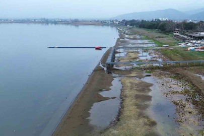 Sarıbal: İznik Gölü’nü çiftçiler kuruttu demeye utanmıyor musunuz?