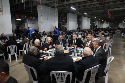 Gemlikliler dayanışma sofrasında buluştu