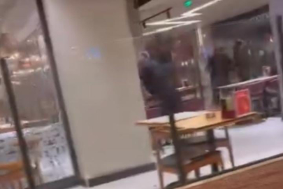 Bursa'da bir restoran savaş alanına döndü, camlar ve çerçeveler indi