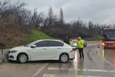 Bursa'da zincirleme kaza: 4 araç birbirine girdi