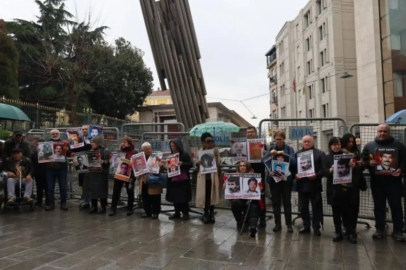 Cumartesi Anneleri’nin 1097'inci hafta eylemi: Talat Türkoğlu’nun akıbeti soruldu