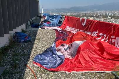 Bursa Büyükşehir Belediyesine kayyım: Bozbey’in resmi indirildi