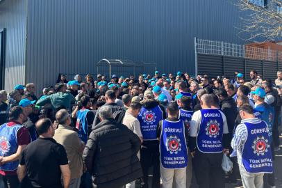 Bursa İnova fabrikasında sendika düşmanlığı: 16 işçinin işten çıkarılması üzerine işçiler üretimi durdurdu