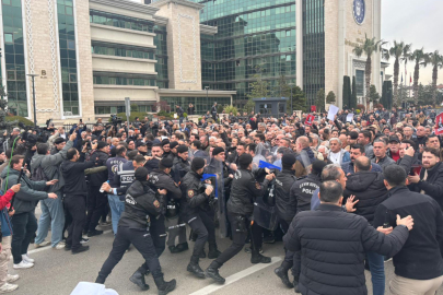 Bursa’da polis ablukasında belediye başkan vekili seçimi: Yurttaşlar barikatları aştı