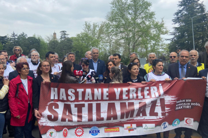 Bursa’da sağlık alanlarının satışı protesto edildi: Sağlık ticaret konusu değildir