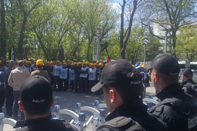 Doruk Madencilik işçilerine biber gazlı müdahale: Polis ablukası sürüyor, sendikacılar gözaltına alındı