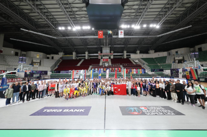 Bursa'da spor şenliklerinde kardeşlik rüzgarı esti