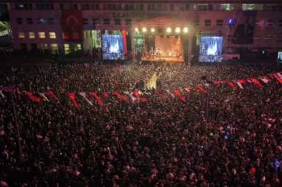 Nilüfer’de binler Cumhuriyet için yürüdü
