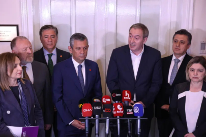 DEM Parti'den CHP'nin 'yeni genel merkezine' ziyaret: Bu saldırıyı açıkça kınıyoruz