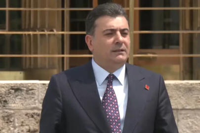 Özel yönetiminin sözcüsü Zeynel Emre'den açıklama: '28 üye PM'den istifa etti, kurultay zorunlu hale geldi'