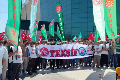 Bursa Korteks fabrikasında işçiler adım adım greve gidiyor