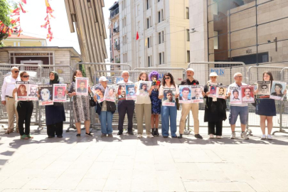 Cumartesi Anneleri 32 yıl önce katledilen Murat Aslan için adalet istendi