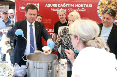 Erkan Aydın’dan vatandaşlara aşure ikramı