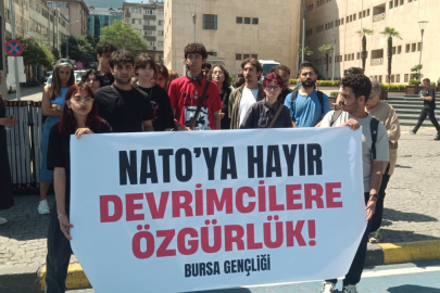 Bursa'da NATO operasyonuyla gözaltına alınanlar adliyeye sevk edildi