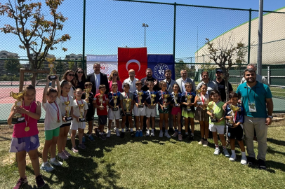 Osmangazi Belediyespor teniste gururlandırdı