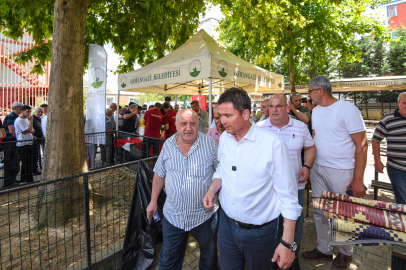 Osmangazi Belediye Başkanı Aydın Başaran Mahallesi'nde vatandaşlarla buluştu