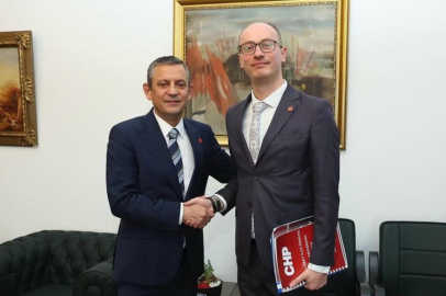 CHP Karacabey İlçe Başkanı ve yönetimi de görevden alındı