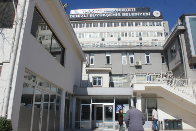 Denizli'de 15 belediye başkanı Yeni Parti'ye geçti