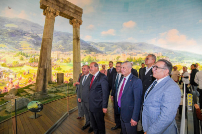 KKTC 5. Cumhurbaşkanı Ersin Tatar Osmangazi Belediyesi’nin ev sahipliğinde Bursa’da