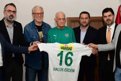 Bursaspor’un efsane ismi hayatını kaybetti