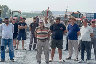 Mudanya Çayönü sakinlerinden yetkililere çağrı: 'Mühendislik hatası mağdur etti, alt geçit istiyoruz'