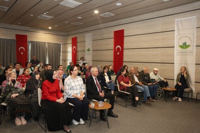 BAREM sakinleri Dünya Yaşlılar Günü’nü şarkılarla kutladı
