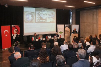 Osmangazi’de Bursa’nın mimari kimliğine ışık tutan panel