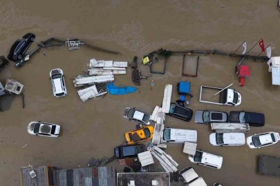 İstanbul'da okullar yarın da tatil edildi