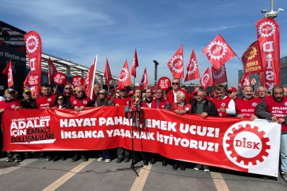 DİSK Bursa'dan seslendi: Gelirde, vergide ve ülkede adalet istiyoruz