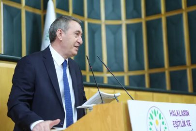 Tuncer Bakırhan: Ülke ekonomisi dünyanın en büyük kumarhanelerinden birine çevrilmiş