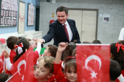 Osmangazi Belediyesi’nin kreşlerinde Cumhuriyet coşkusu yaşandı