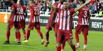 Birden fazla Sivassporlu oyuncu gol sevinci yaşıyor