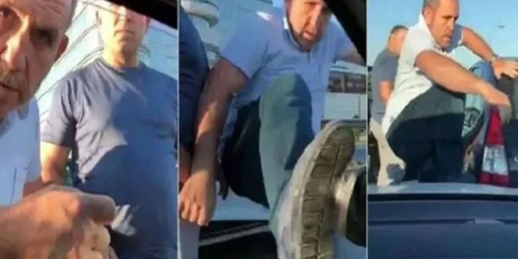 Bir erkeğin arabanın içindeki kişilere saldırdığı üç fotoğraf birleştirilmiş