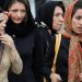İran'da başörtülü kadınların fotoğrafı